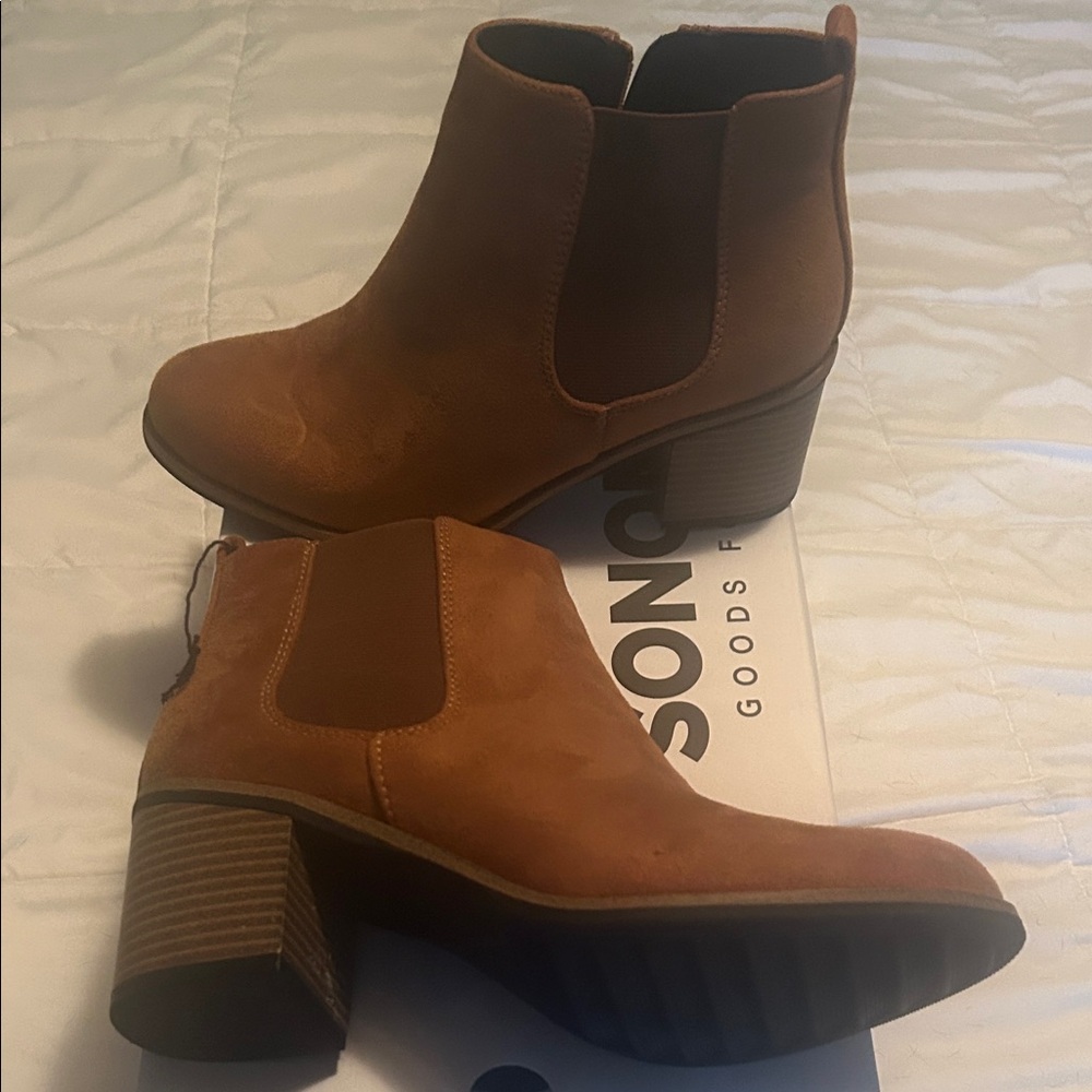 Sonoma Women's Brown Ankle Booties
